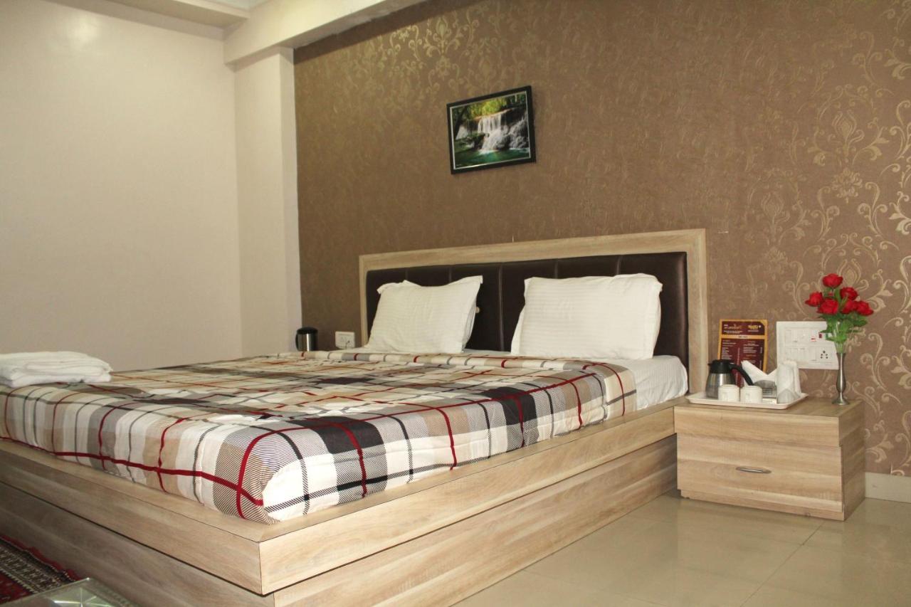Hotel Anandam Kānker Екстериор снимка