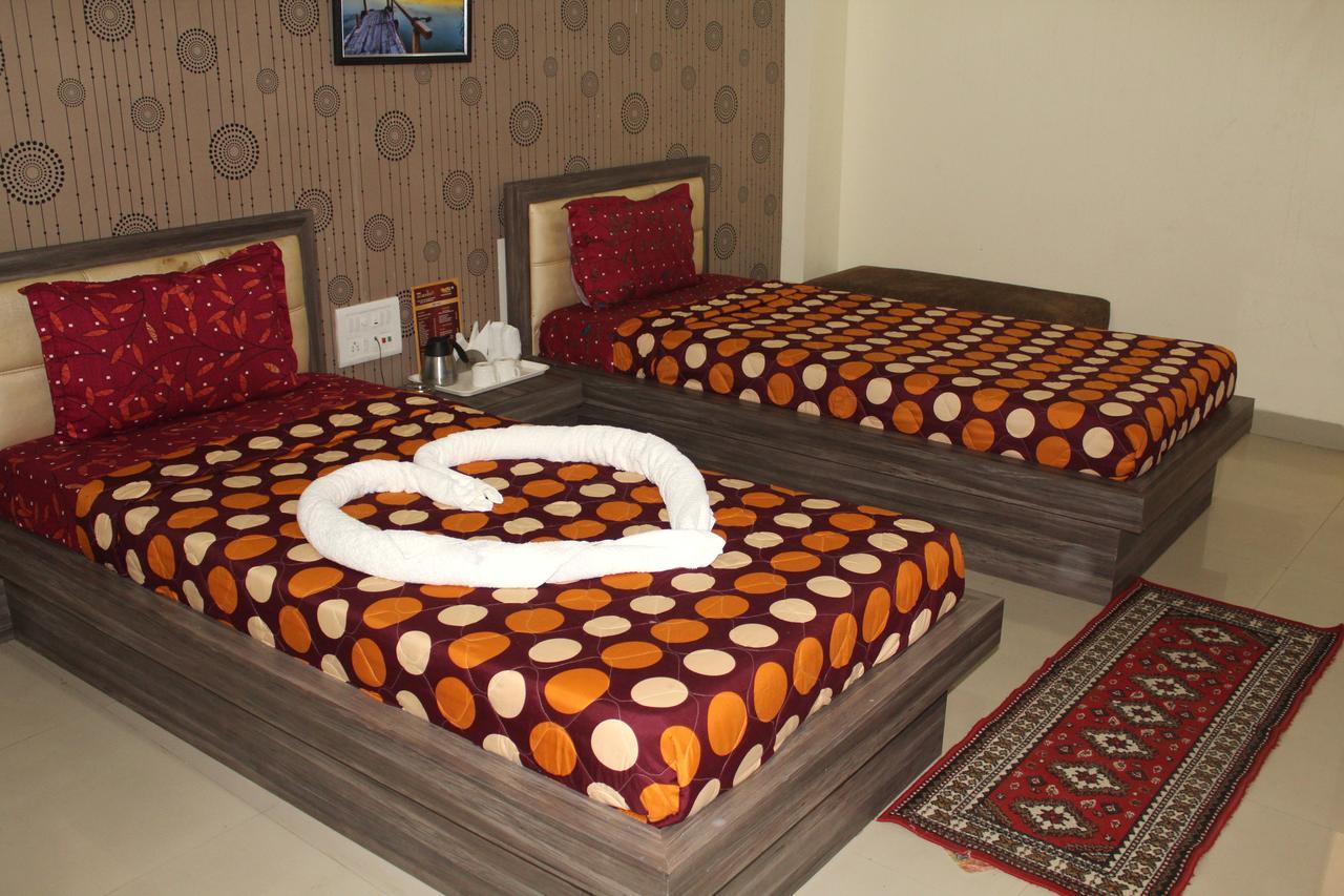 Hotel Anandam Kānker Екстериор снимка