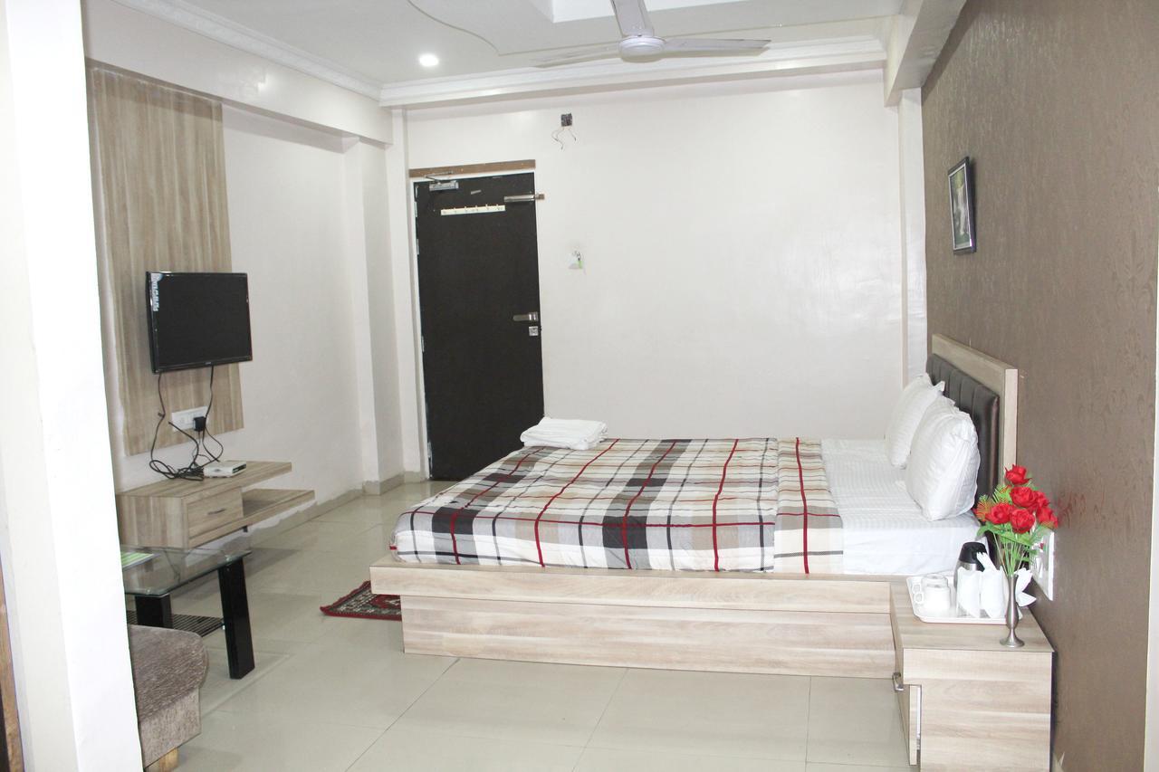 Hotel Anandam Kānker Екстериор снимка