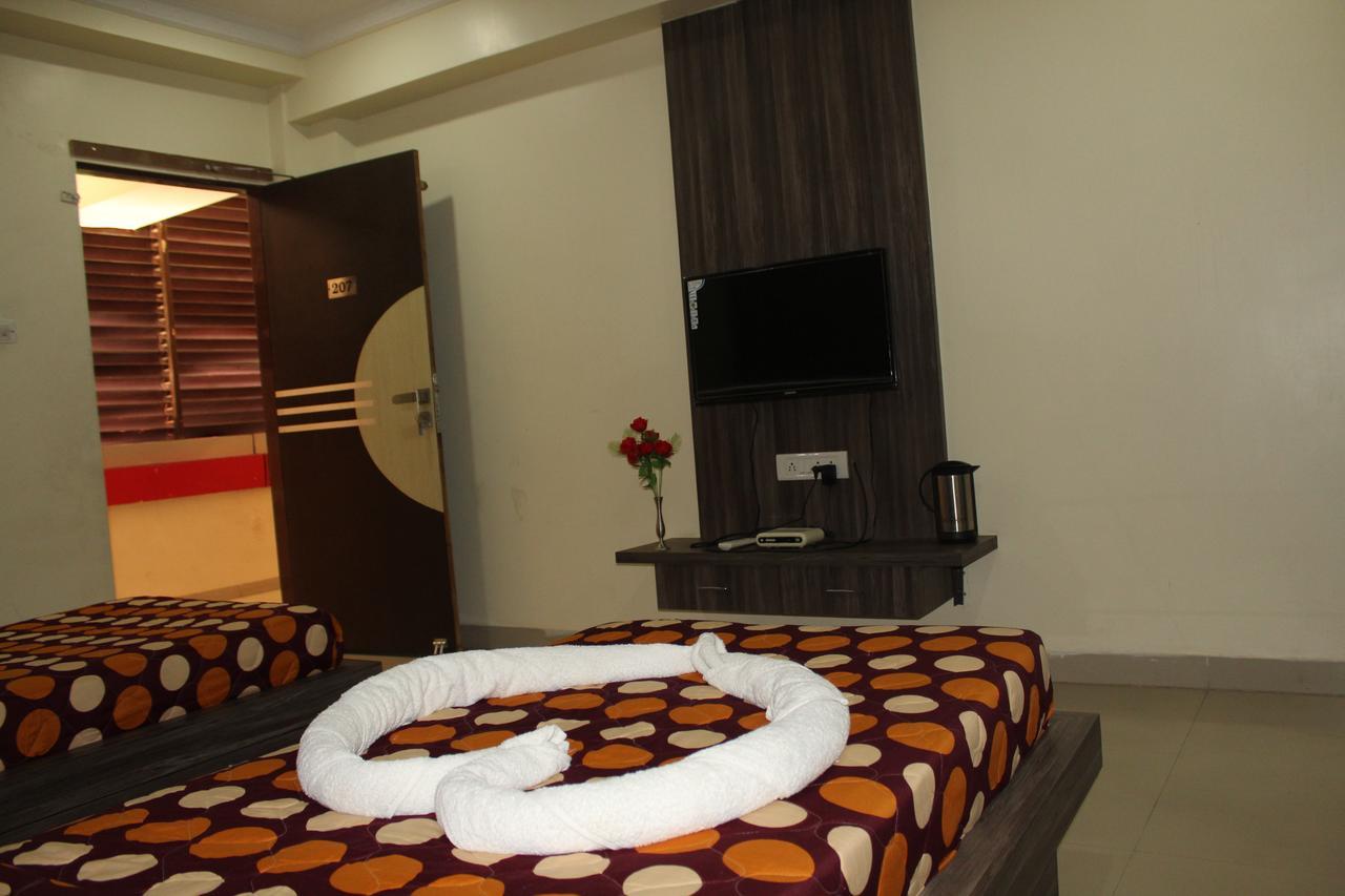 Hotel Anandam Kānker Екстериор снимка